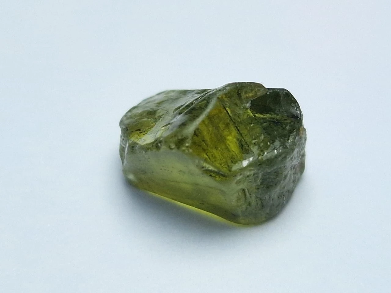 2.53ct Yellowish Green Sapphire Rough From Nigeria — view 2